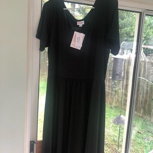 Llr solid black xl Riley dress